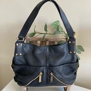 MICHAEL KORS BLACK PEBBLED SOFT LEATHER SHOULER BAG